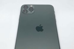 Chiếc iPhone bị lỗi giá đắt hơn 2,7 lần bản thường