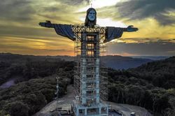 Brazil xây tượng Chúa Jesus cao thứ 3 thế giới