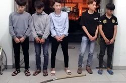 Kéo nhau đi 'xử' đối thủ