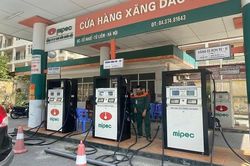 Giá xăng, dầu 'giảm nhiệt' từ 16g30 chiều ngày 12/4