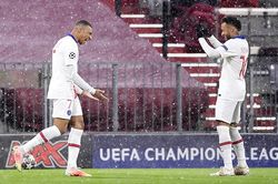 Trực tiếp PSG vs Bayern Munich (02h00 ngày 14/4): Hồi kết có hậu ở Parc des Princes?