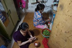 Ấm áp tình người trong 'ngôi nhà xe lăn' giữa lòng TPHCM
