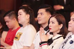 Lệ Quyên nói gì về việc Lâm Bảo Châu ghen khi người yêu ôm đồng nghiệp trên sân khấu?