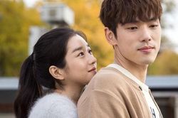 Qua scandal của Seo Ye Ji, giật mình xem liệu bạn có mắc chứng 'kiểm soát quá đà'?