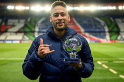 Neymar thật 'đặc biệt' với PSG