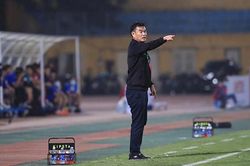 HLV Phan Thanh Hùng bất ngờ chia tay B.Bình Dương