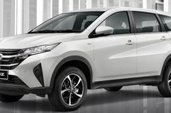 Perodua Aruz - mẫu xe bán chạy nhất Malaysia được bán tại Singapore