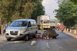 CSGT kịp thời đưa 2 vợ chồng bán rau đi cấp cứu sau tai nạn