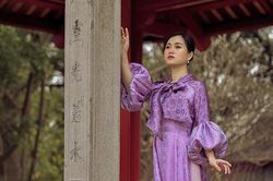 Lâm Vỹ Dạ bỗng nhiên dịu dàng nhờ áo dài của Đức Hùng