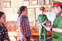 Khởi tố 5 cán bộ giữ rừng tại Phú Yên