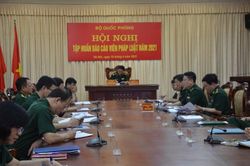 Nâng cao chất lượng công tác của đội ngũ báo cáo viên pháp luật toàn quân