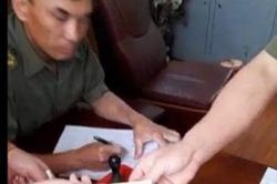 Tạm đình chỉ 3 cán bộ công an liên quan thu tiền làm thẻ căn cước công dân