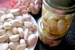 Bảo quản tỏi đúng cách để cả năm không hỏng mà vẫn giữ nguyên mùi vị