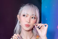 Châu Bùi đăng ảnh hồi nhỏ chứng minh chưa từng đụng chạm dao kéo trên mặt