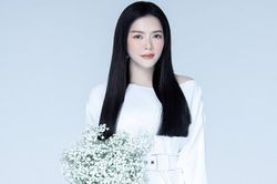 Lý Nhã Kỳ khoe nhan sắc 'lão hóa ngược', tinh khôi như nữ sinh