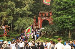 Đêm nay mình ngủ cuối Phong Châu