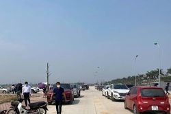 Bộ Xây dựng: Giao dịch bất động sản giảm trong cơn sốt đất quay cuồng