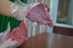 Mua thịt bò cần tránh xa 5 loại, rẻ mấy cũng đừng tham kẻo rước bệnh vào thân