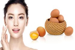 Da láng mịn hồng hào chỉ với vài ngàn đồng nhờ 4 cách trị mụn bằng trứng gà