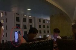 Xuân Trường video call cho vợ sắp cưới, biểu cảm của 'đằng kia' mới chiếm trọn spotlight