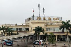 Hà Nội đình chỉ khai thác tuyến, thu hồi phù hiệu 9 xe khách