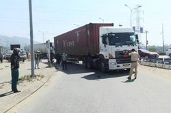 Va chạm xe đầu kéo, người phụ nữ đi xe đạp điện tử vong tại chỗ