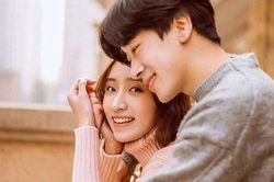 5 câu 'nịnh' chồng tưởng sáo rỗng nhưng lại là 'mật ngọt chết ruồi', người đàn ông nào nghe xong cũng tan chảy