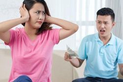 Vợ chồng cãi nhau đừng vội bỏ về nhà mẹ, làm điều này chồng tự khắc làm hòa