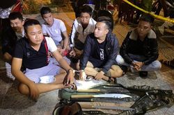 Ngăn chặn kịp thời nhóm thanh niên vác 'hàng lạnh' đi chém nhau