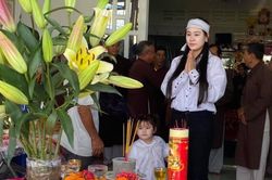 Linh Lan bức xúc nhắc tới vợ cũ Vân Quang Long: 'Yêu cầu Ái Vân không cử thêm bất cứ người nào tới nữa'