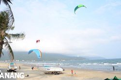 Hướng vào khách nội địa