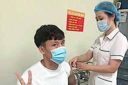 Tuyển Việt Nam hoàn thành tiêm vaccine Covid-19