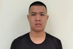 Hẹn nhau giải quyết mâu thuẫn, tài xế taxi bị đâm tử vong