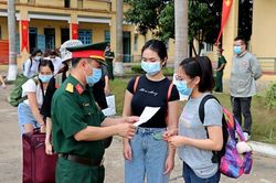 62 công dân hoàn thành cách ly y tế tập trung tại Hòa Bình