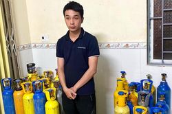 Khí cười… người mếu