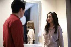 Dò hỏi vết cào ở tay chồng nhưng anh gắt 'không biết!', hôm sau đi thăm đồng nghiệp tôi chết lặng vì sự thật