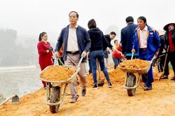 Hàm Yên sôi động ngày thứ 7 làm nông thôn mới