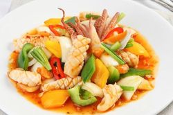 Món ngon mỗi ngày: Mực xào chua ngọt