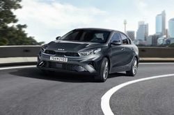 Kia Cerato 2021 trình làng: Thiết kế mới mẻ và thẻ thao hơn