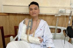 Sức khỏe của Khắc Việt sau ca phẫu thuật vì gãy tay