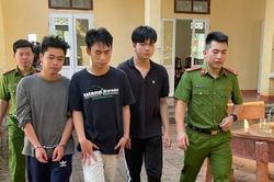 Bắt nhóm sinh viên lừa bán số sim 'Vip', chiếm đoạt tiền tỷ