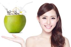 4 thời điểm 'vàng' nên uống nước dừa đẹp da, diệt bệnh tật