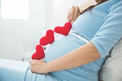 Dấu hiệu cảnh báo mang thai bạn phải nhớ