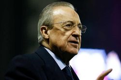 Chủ tịch UEFA chỉ trích Florentino Perez
