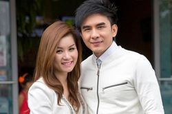 Vợ chồng Đan Trường kỷ niệm 8 năm ngày cưới