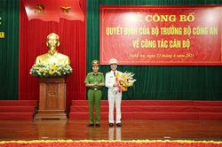Công bố quyết định Giám đốc Công an tỉnh Nghệ An
