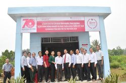 Bến Tre bàn giao 60 căn nhà tình nghĩa, tình thương