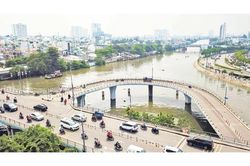 Góp phần vào sự phát triển chung của thành phố