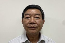 Cựu Giám đốc Bệnh viện Bạch Mai thống nhất nâng khống giá thiết bị y tế