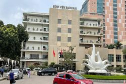 Mỗi ca phẫu thuật sọ não ở BV Bạch Mai bị 'thổi giá' thêm 16 triệu đồng